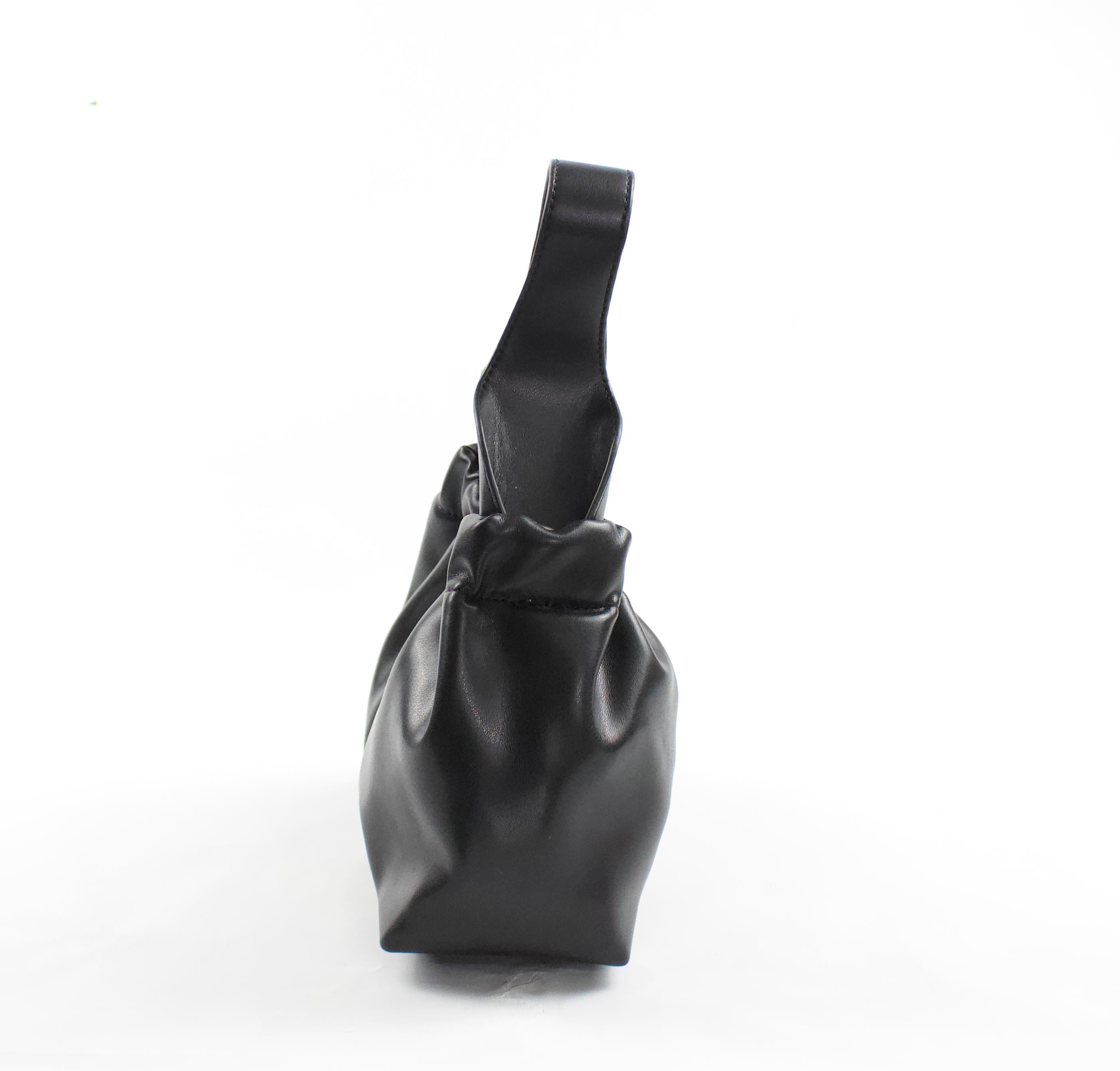 AVA RUCHED SLOUCHY HANDLE BAG - BLACK