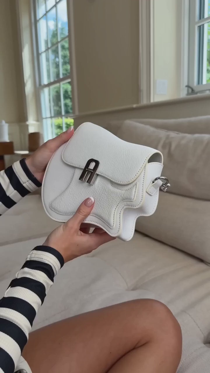 Soloist Bag with Strap